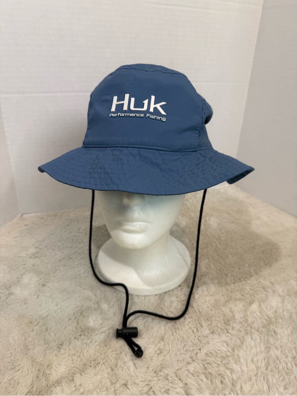 HUK men’s blue Boonie bucket hat